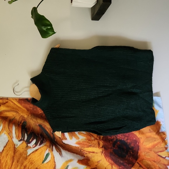Sincerely Jules Womans Green Half Zip Sweater Vest - Picture 2 of 3